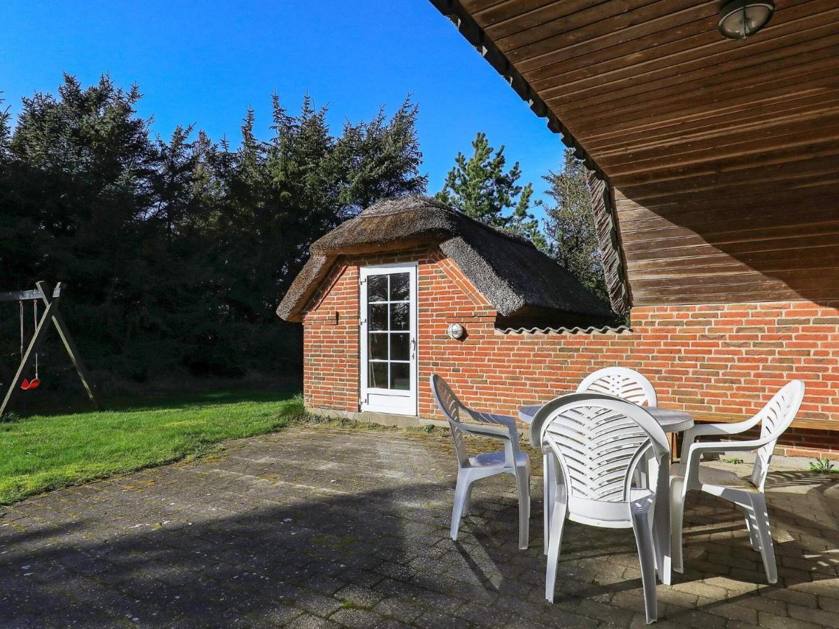 Three-Bedroom Holiday Home In Lokken 1 Exteriér fotografie